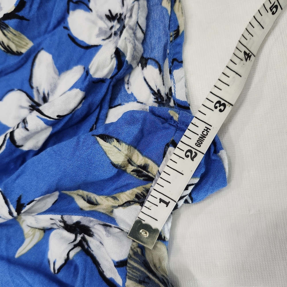 Hollister Size Small Floral Blue Women's Shorts - Picture 4 of 7